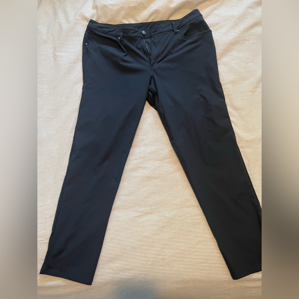 Lululemon Athletica Men's Charcoal Dress Pants